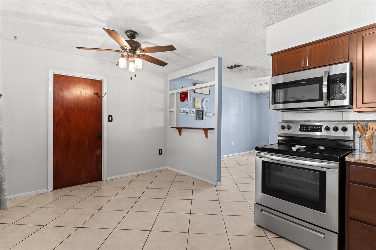 TAVARES WOODLEA SUB - Residential