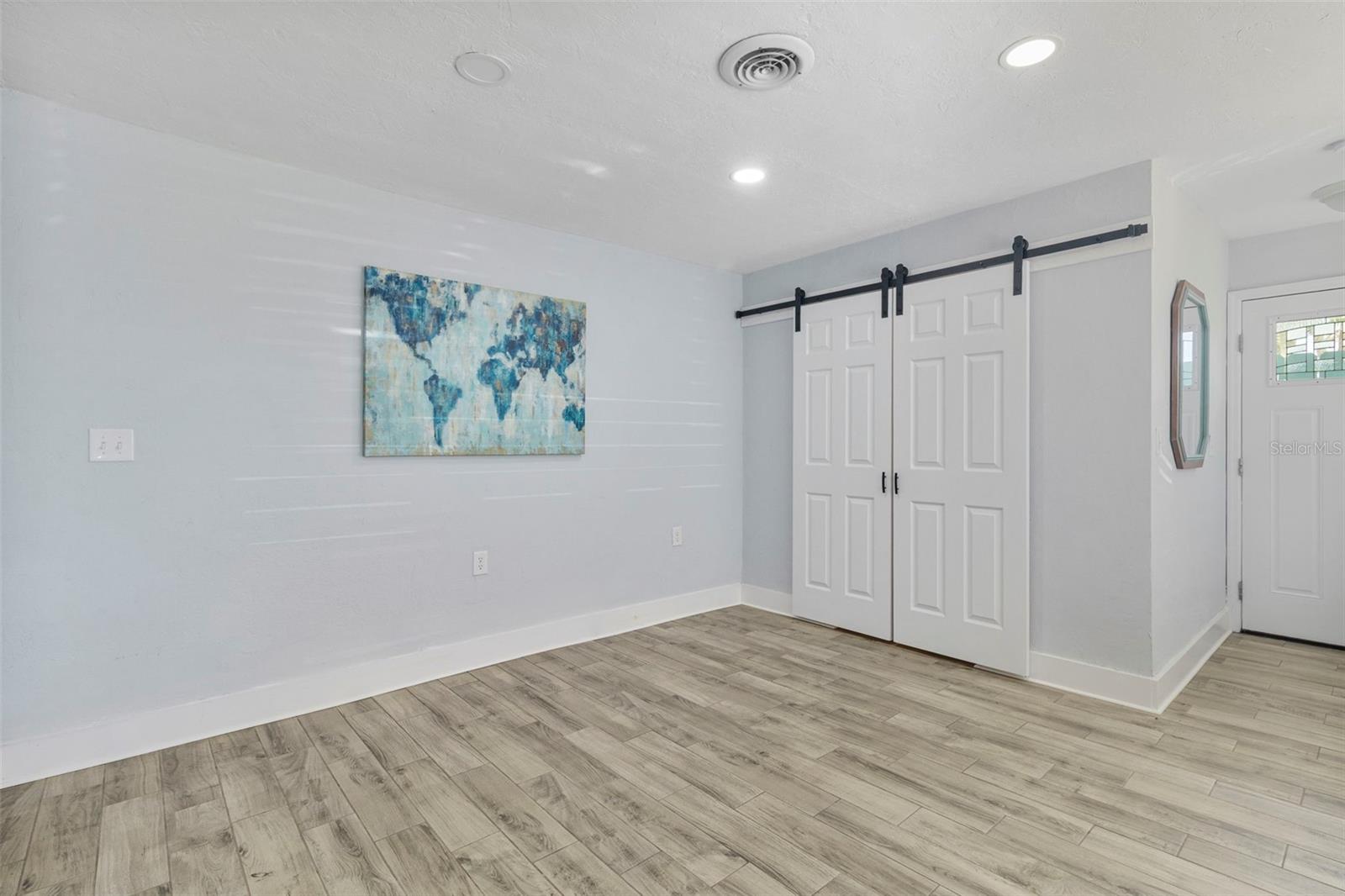 PLAMORE SUB - Residential