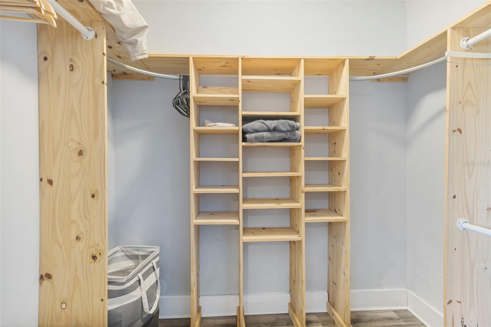 PLAMORE SUB - Residential