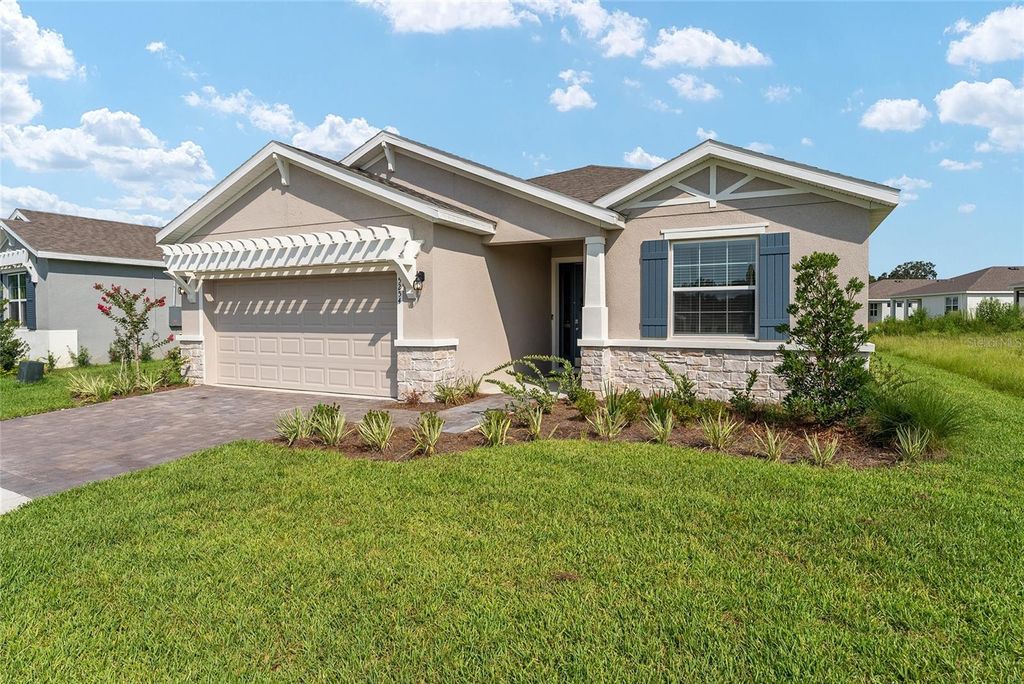 Photo of 5254 NW 43rd Lane Road, Ocala, FL 34482 (MLS # OM723628)