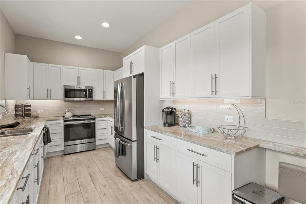 HARTLAND PARK - Residential Lease