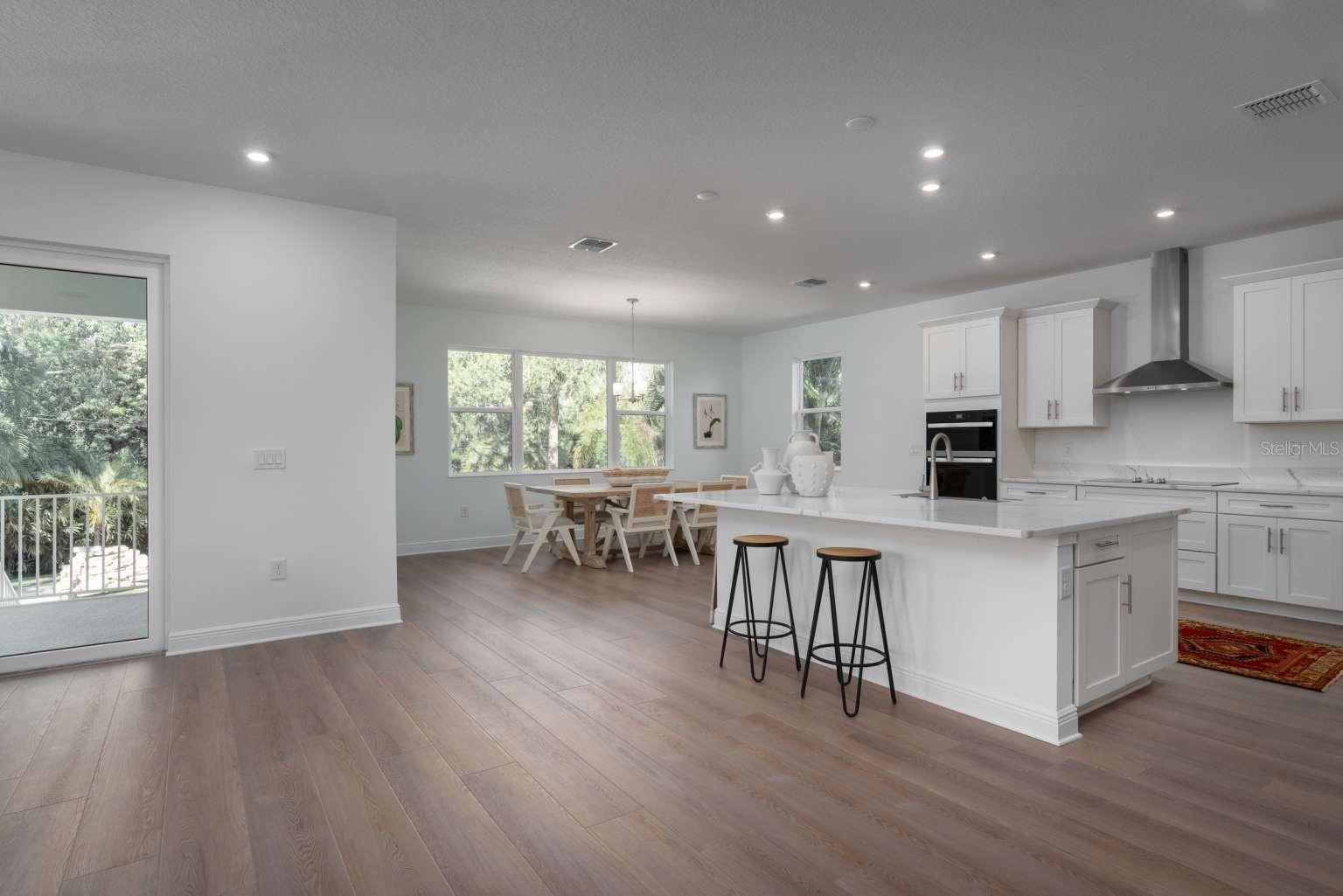 SNELL ISLE BRIGHTWATERS SEC 2 - Residential