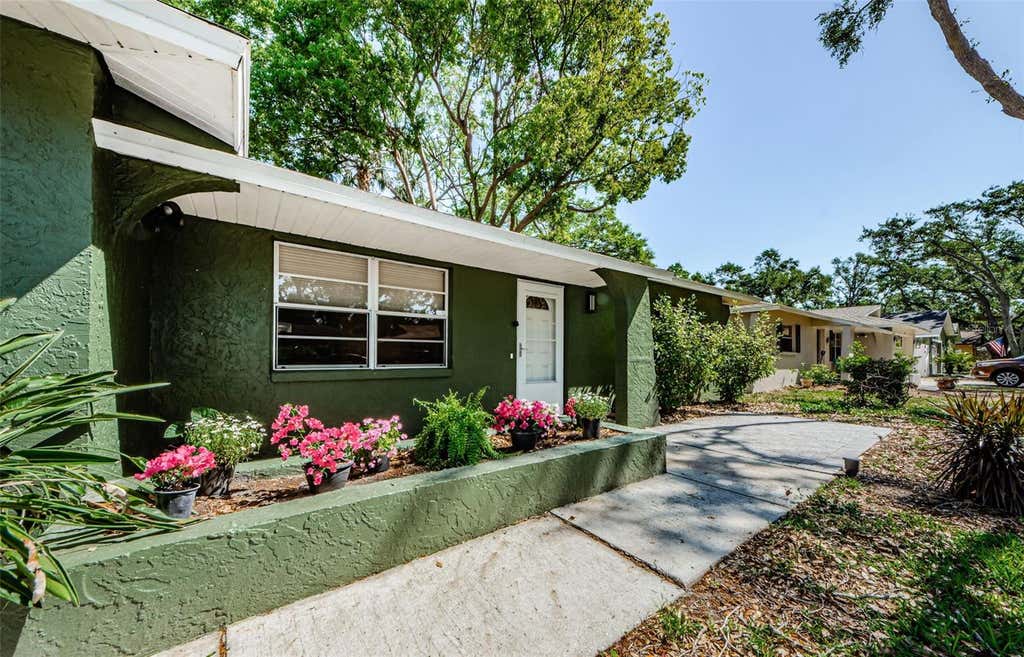 Photo of 7241 56th Avenue N, St Petersburg, FL 33709 (MLS # TB8532259)