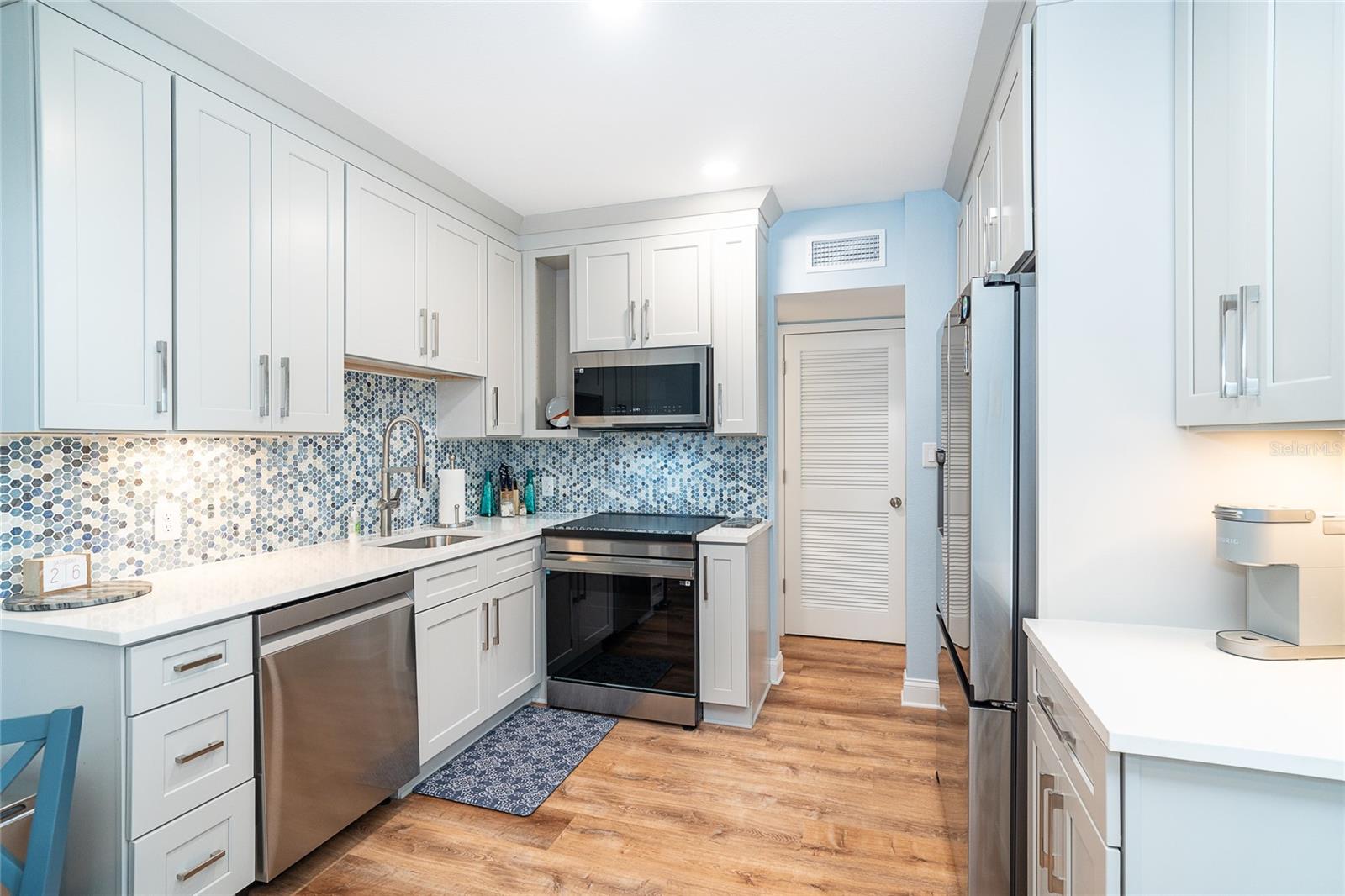 OAKWATER COVE - Residential