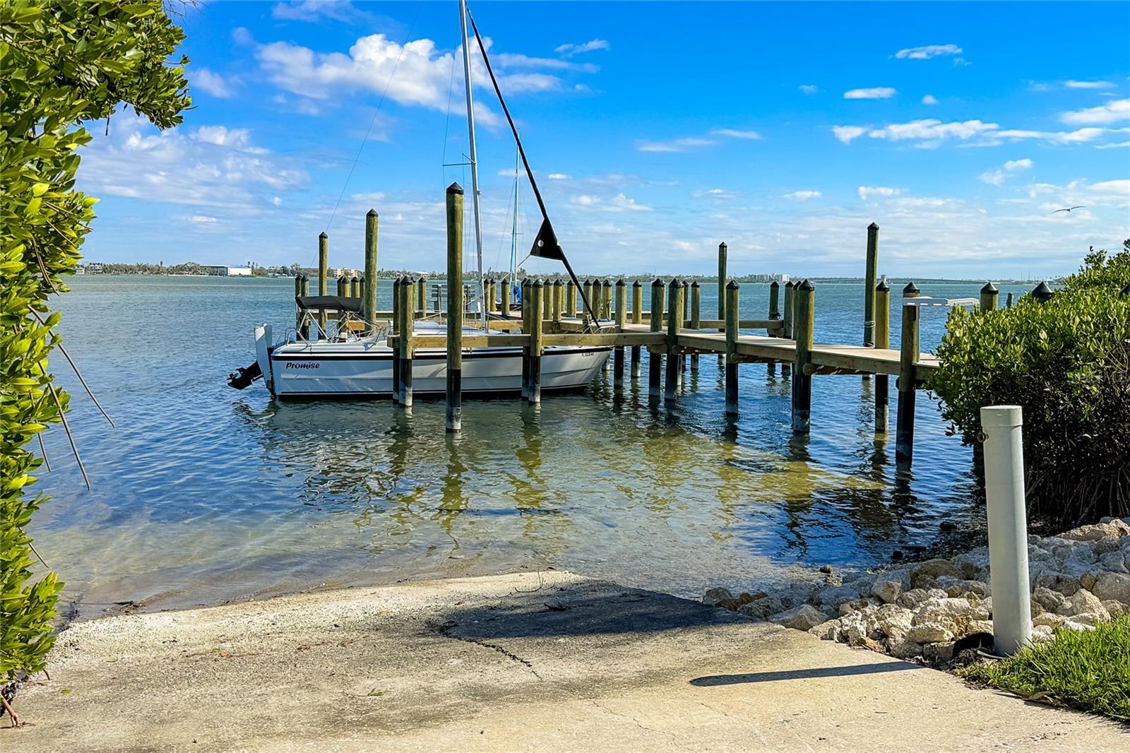 OAKWATER COVE - Residential