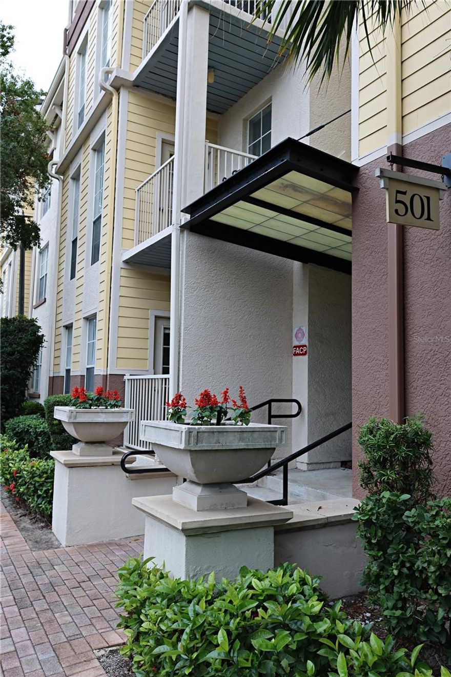 Live in the heart of South Tampa, where convenience meets vibrant city living. This ideally located rental puts you just steps from top restaurants, popular nightlife, and everyday essentials, making it easy to enjoy everything the area has to offer. With the University of Tampa within arms reach, this home is perfect for students, professionals, or anyone who values a truly walkable lifestyle. Spend your days exploring local cafés, dining hotspots, and waterfront areas, and your nights enjoying Tampa’s energy—all without needing to get in the car. If you’re looking for location, lifestyle, and unmatched convenience, this is South Tampa living at its best