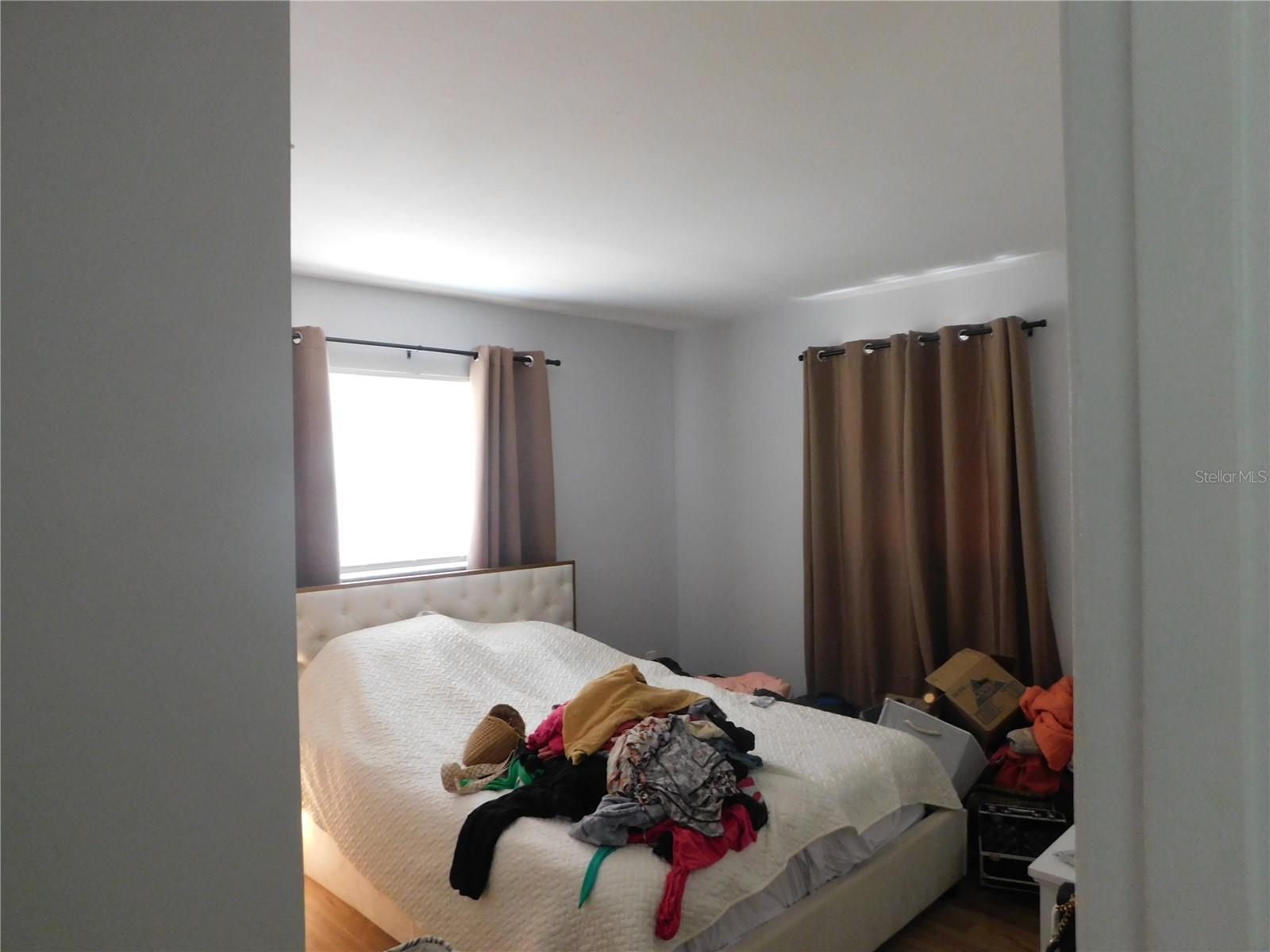 VENICE GARDENS - Residential Lease