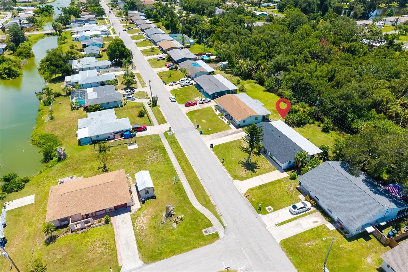 VENICE GARDENS - Residential Lease