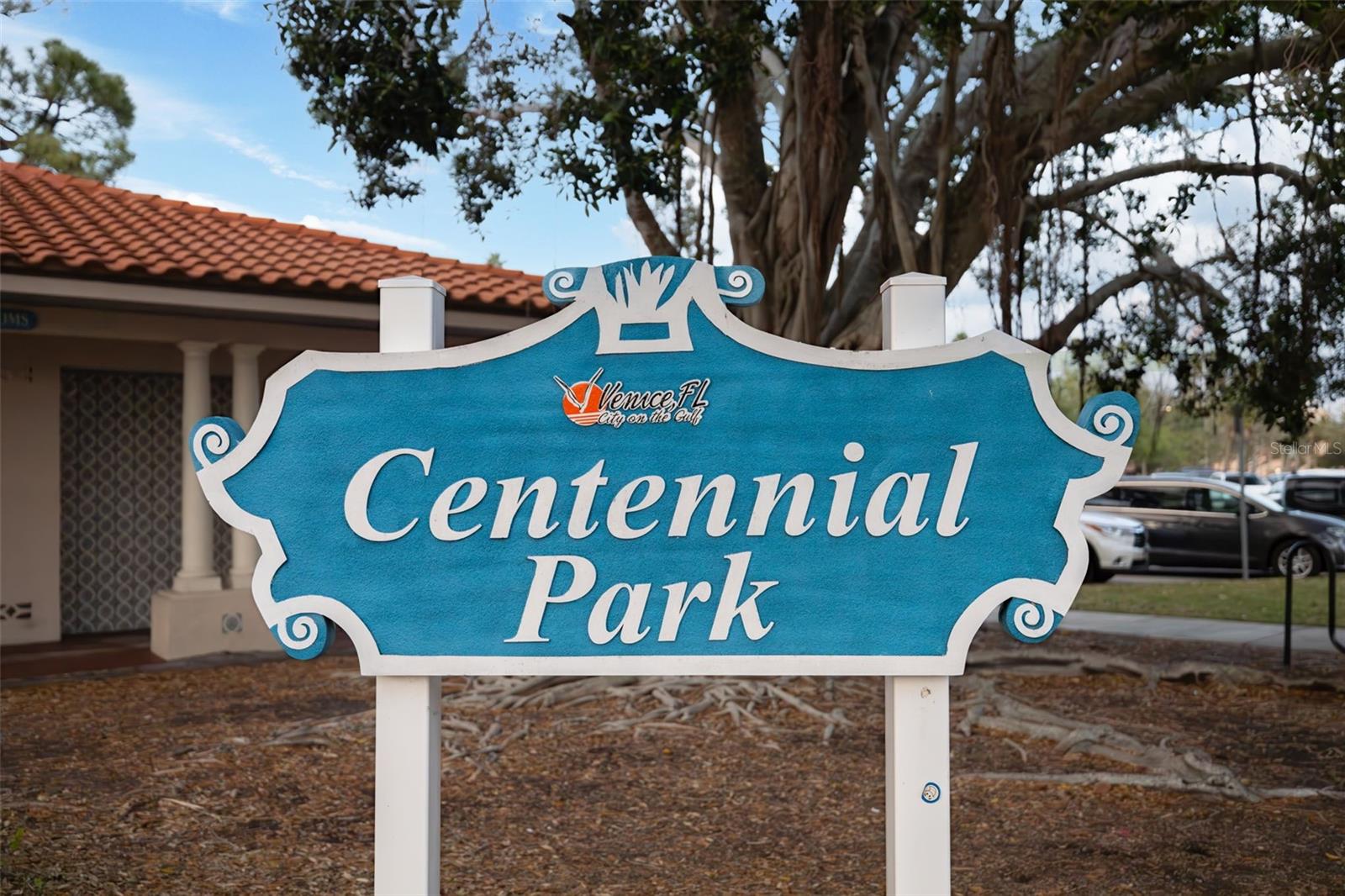 VENICE GARDENS - Residential Lease