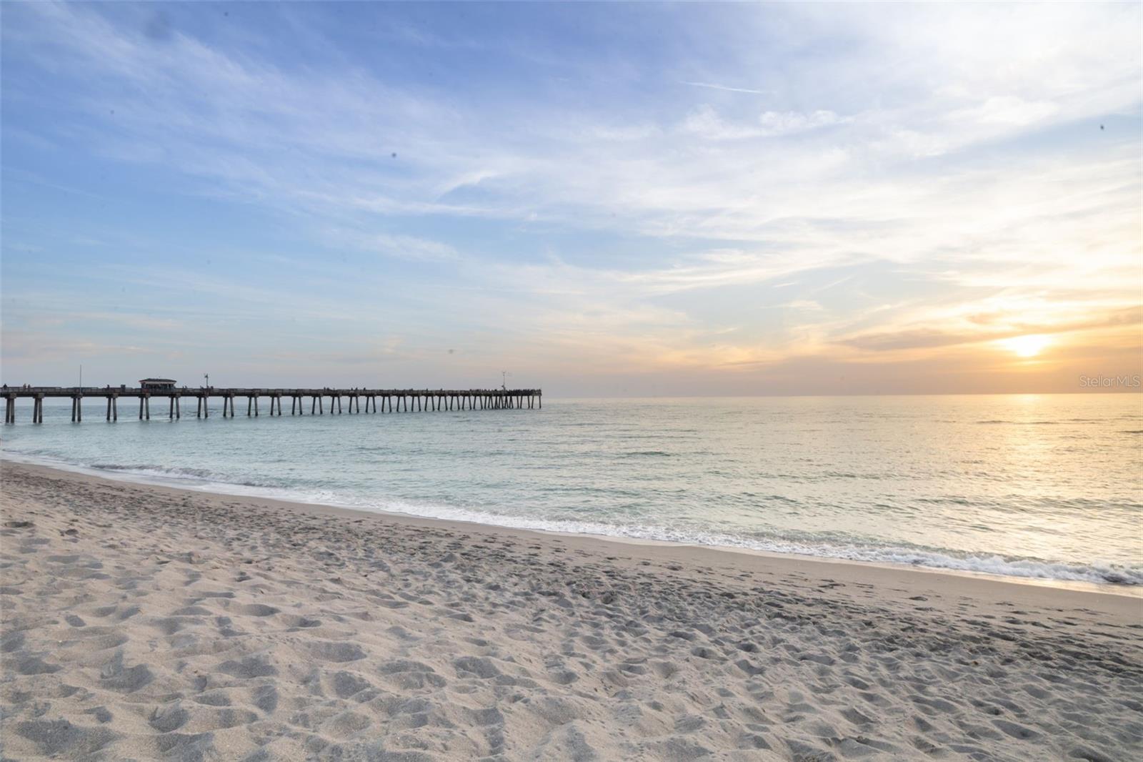 VENICE GARDENS - Residential Lease