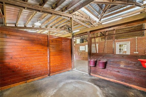 Tiny photo for 9680 NW Highway 225a, Ocala, FL 34482 (MLS # OM720864)