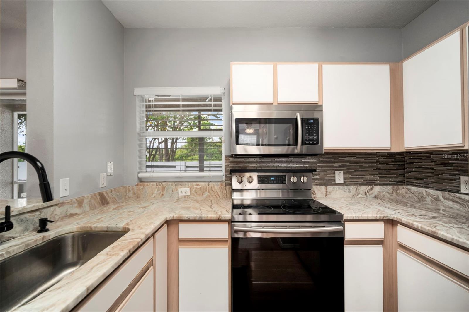 MEADOW POINTE PRCL 16 UNIT 3A - Residential Lease