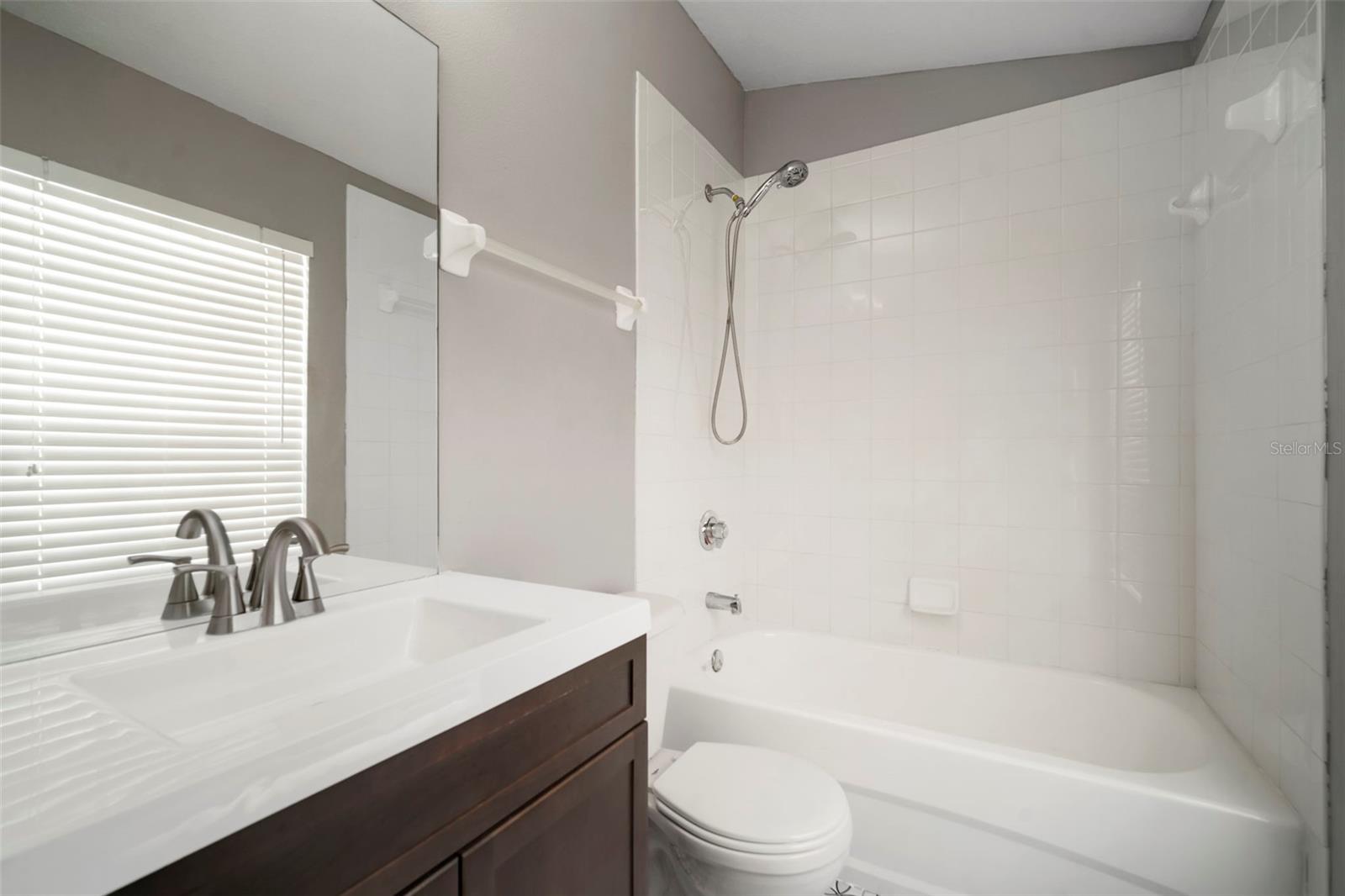 MEADOW POINTE PRCL 16 UNIT 3A - Residential Lease