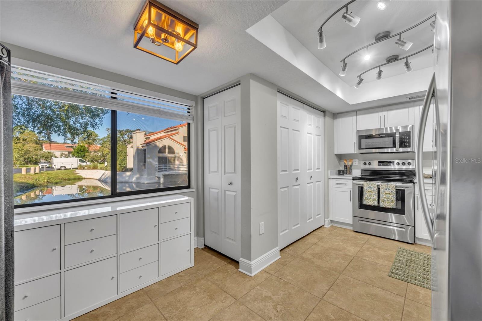 SUN BAY CLUB CONDO - Residential
