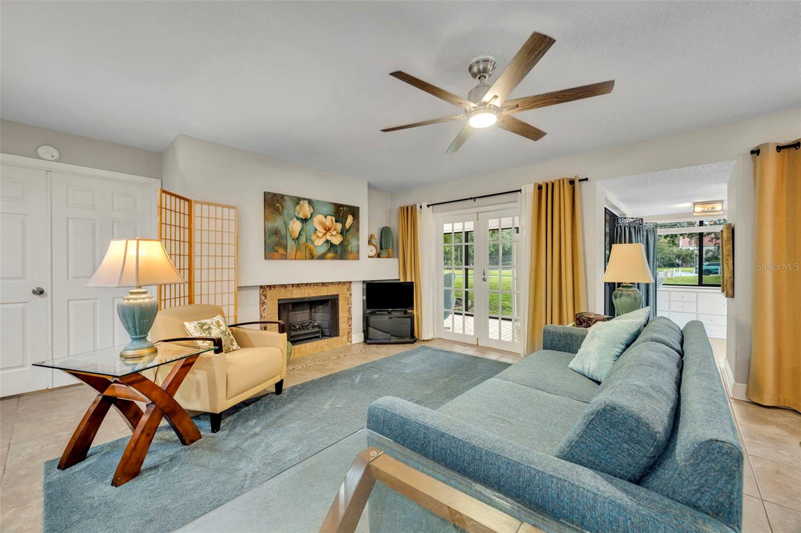 SUN BAY CLUB CONDO - Residential