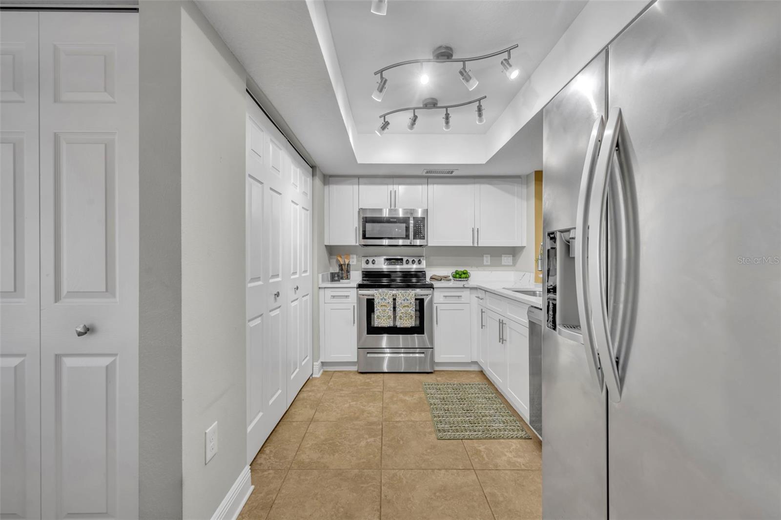 SUN BAY CLUB CONDO - Residential