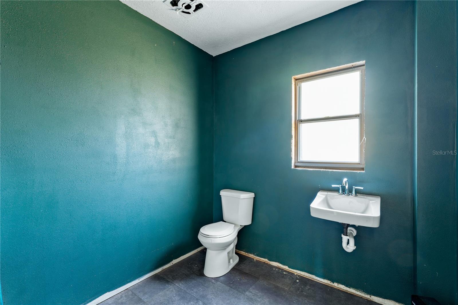 HOMOSASSA TOWN - Commercial Sale