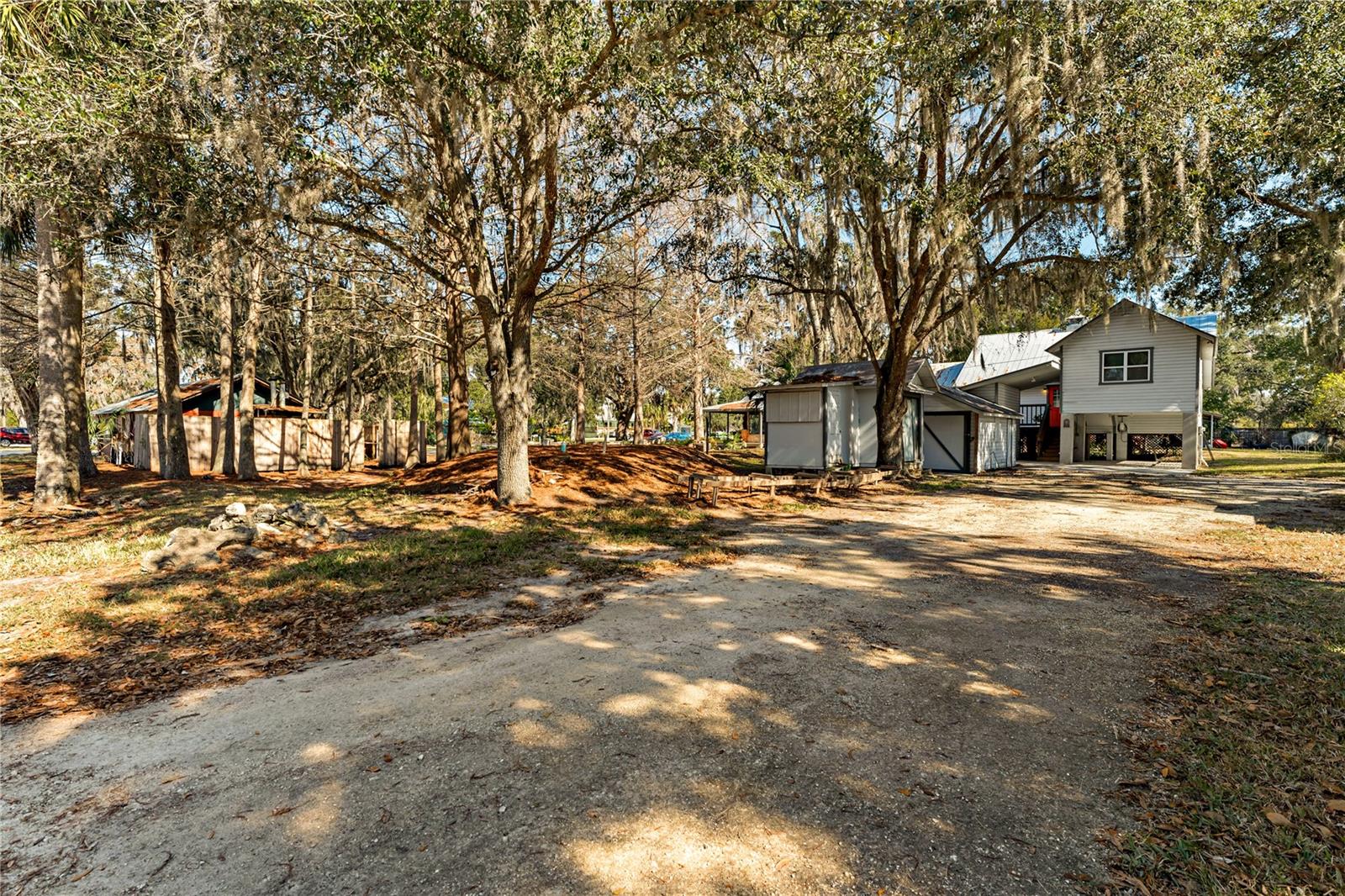 HOMOSASSA TOWN - Commercial Sale