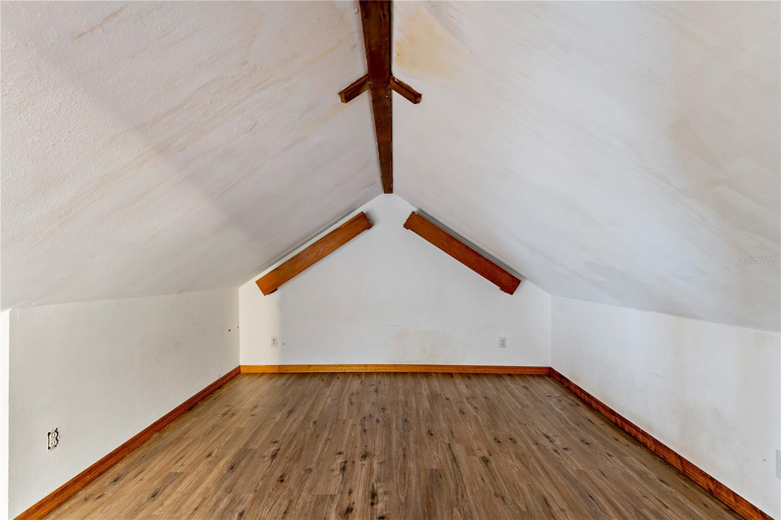 HOMOSASSA TOWN - Commercial Sale