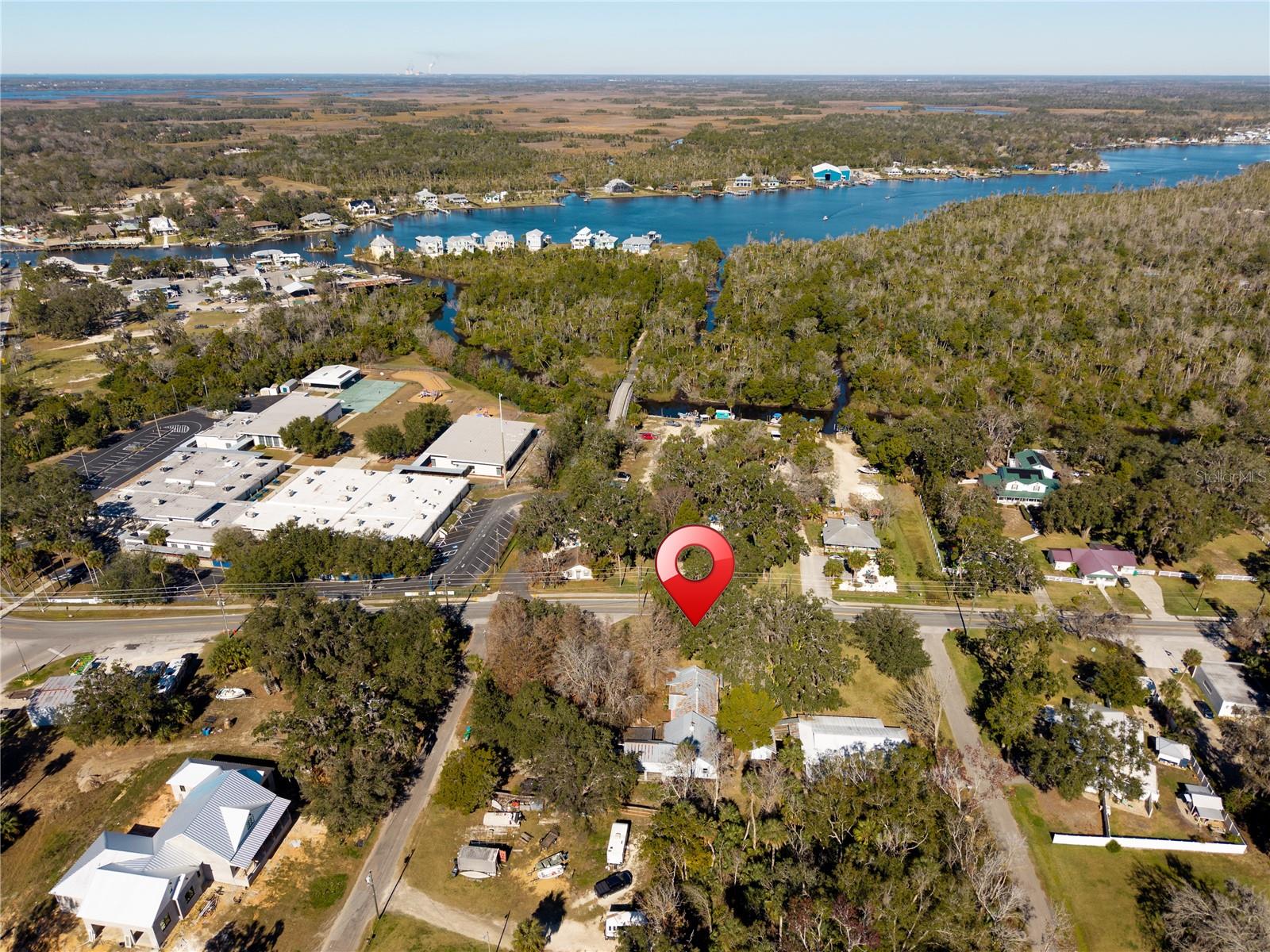 HOMOSASSA TOWN - Commercial Sale