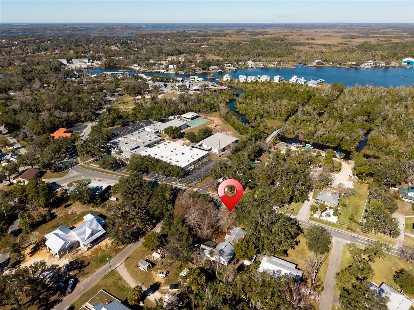 HOMOSASSA TOWN - Commercial Sale