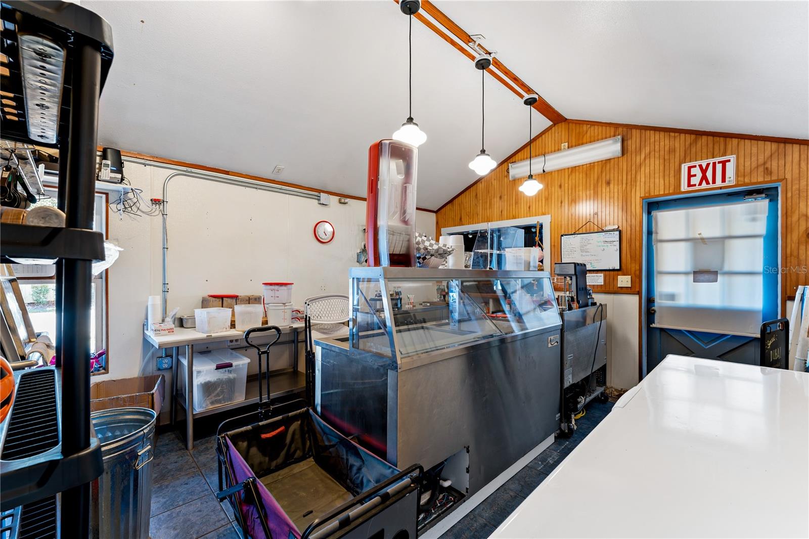 HOMOSASSA TOWN - Commercial Sale