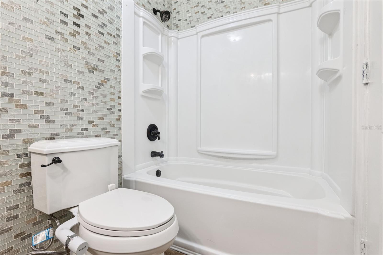 HIDDEN SPGS CONDO - Residential