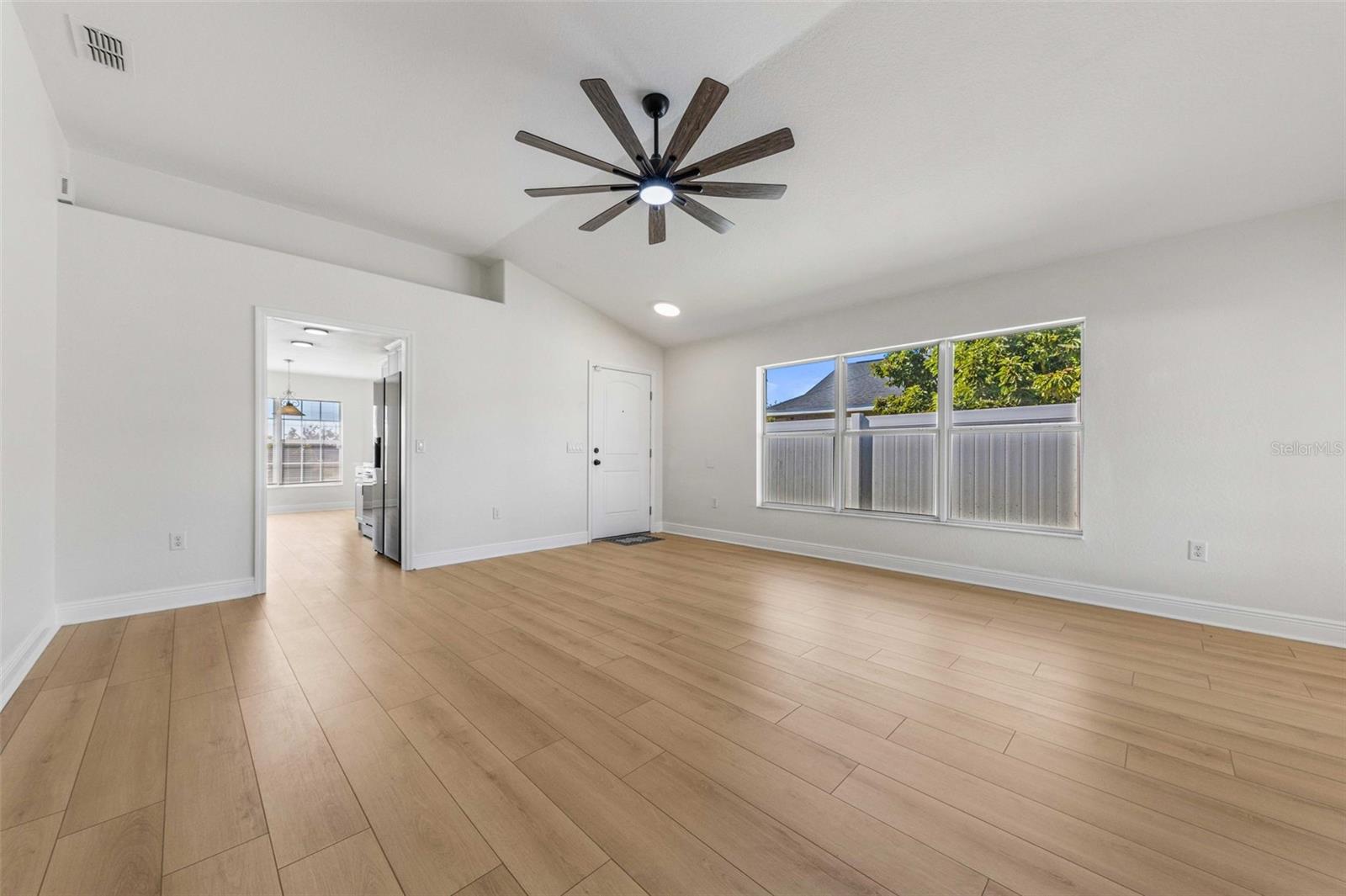 BERKLEY RIDGE PH 01 - Residential