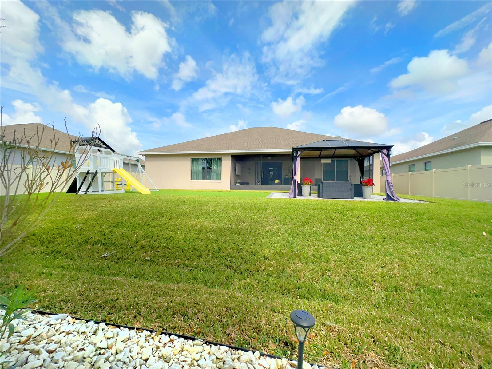 TUSCANY WOODS - Residential