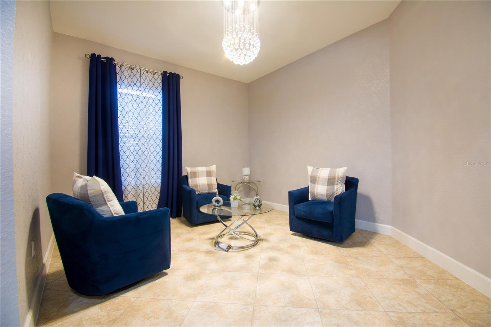 TUSCANY WOODS - Residential