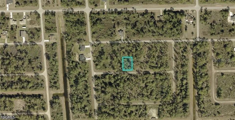 LEHIGH ACRES - Land