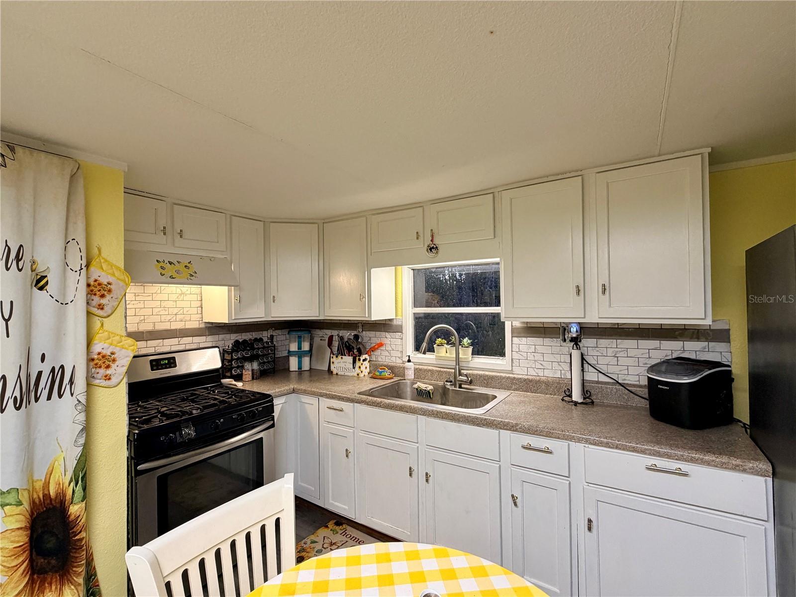 ALMA HEIGHTS - Residential