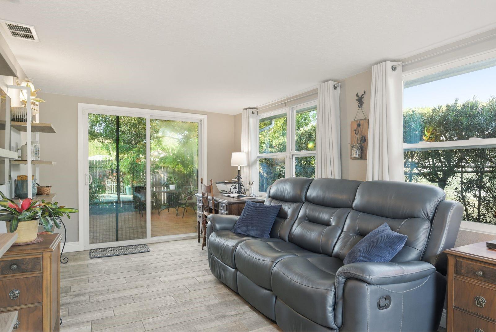 WINCHESTER PARK NORTH - Residential