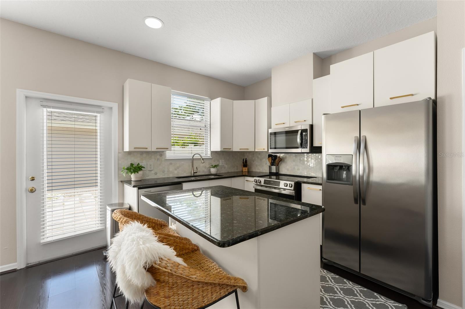 LAKES OF WINDERMERE - LAKE REAMS TOWNHOMES - Residential