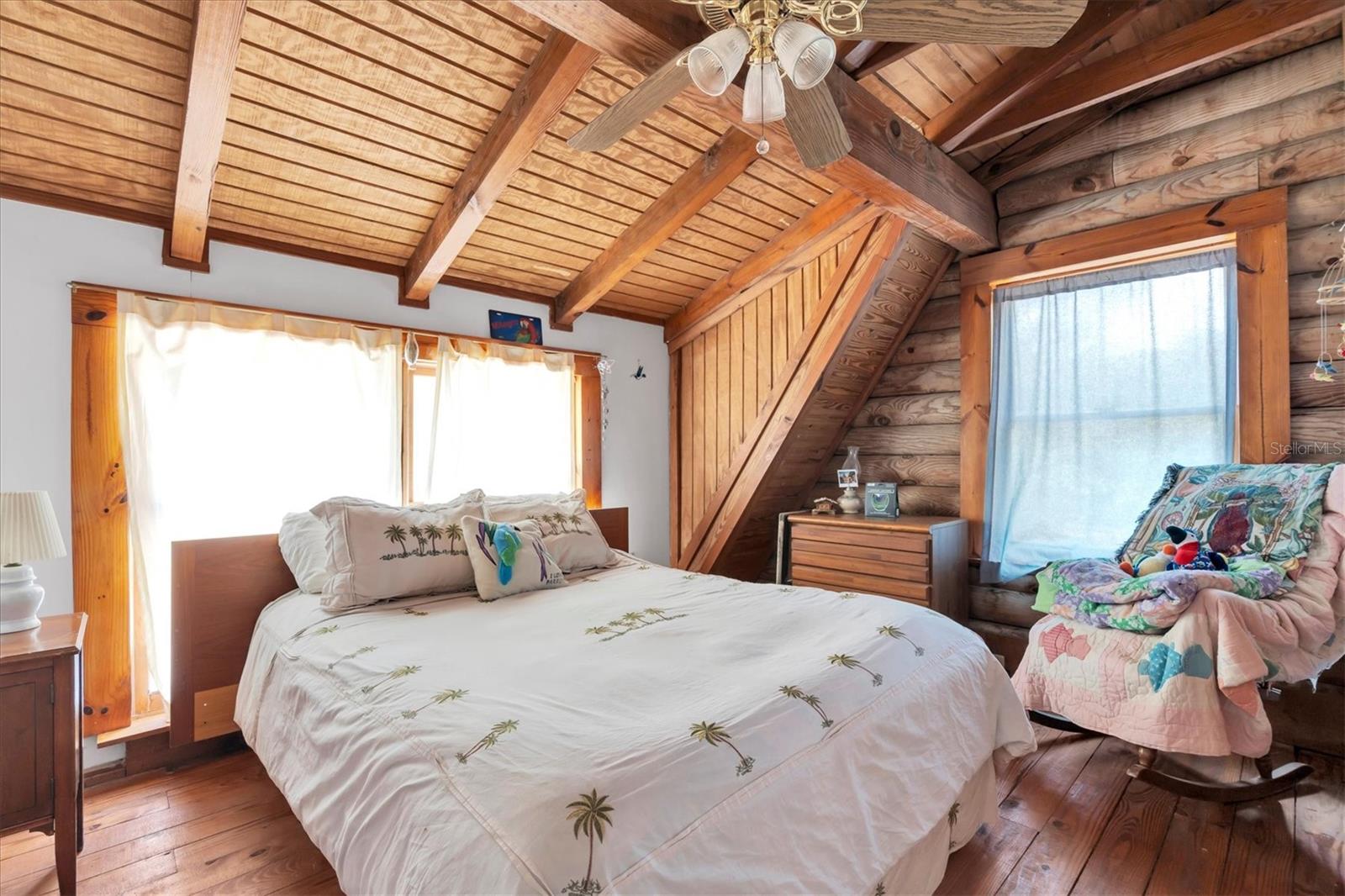 GOLDEN ACRES - Residential