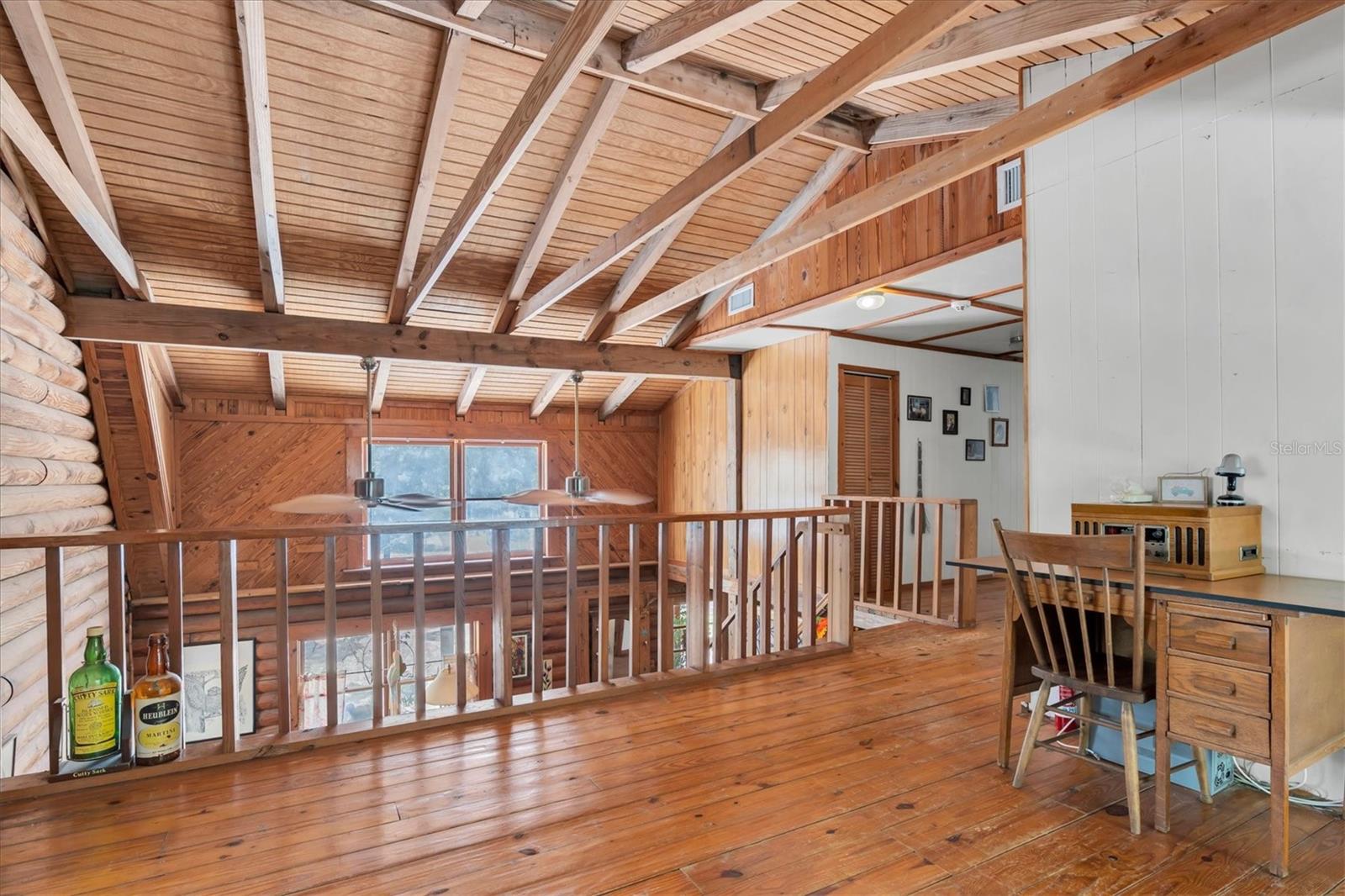 GOLDEN ACRES - Residential