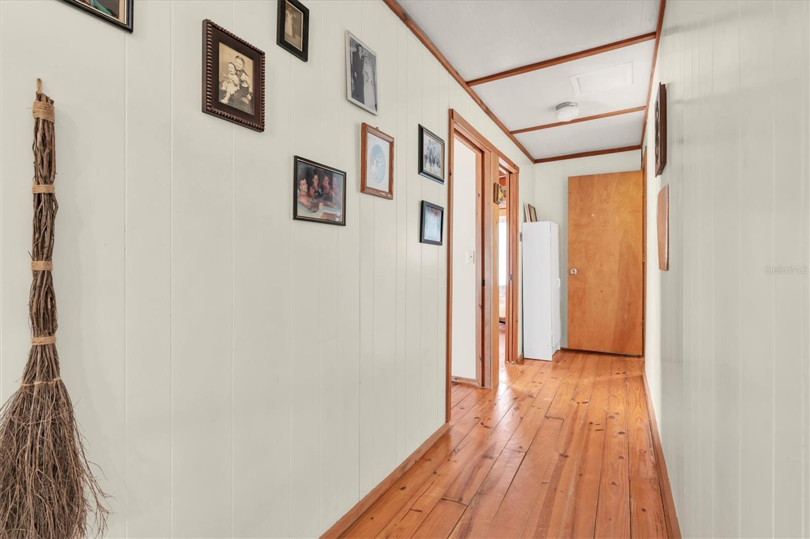 GOLDEN ACRES - Residential
