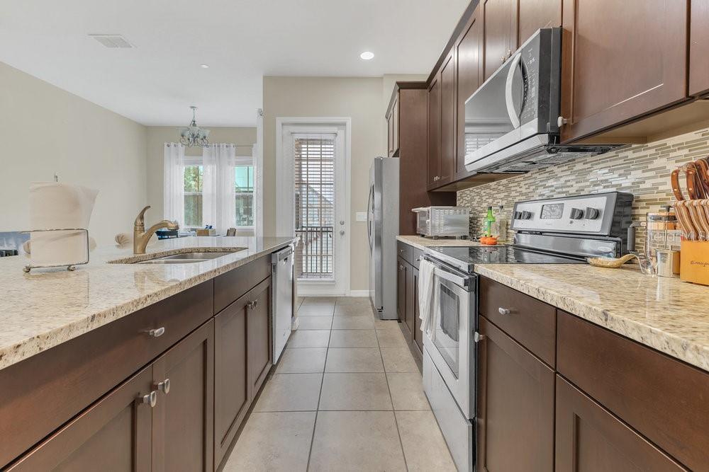 486 WINDMILL PALM CIRCLE