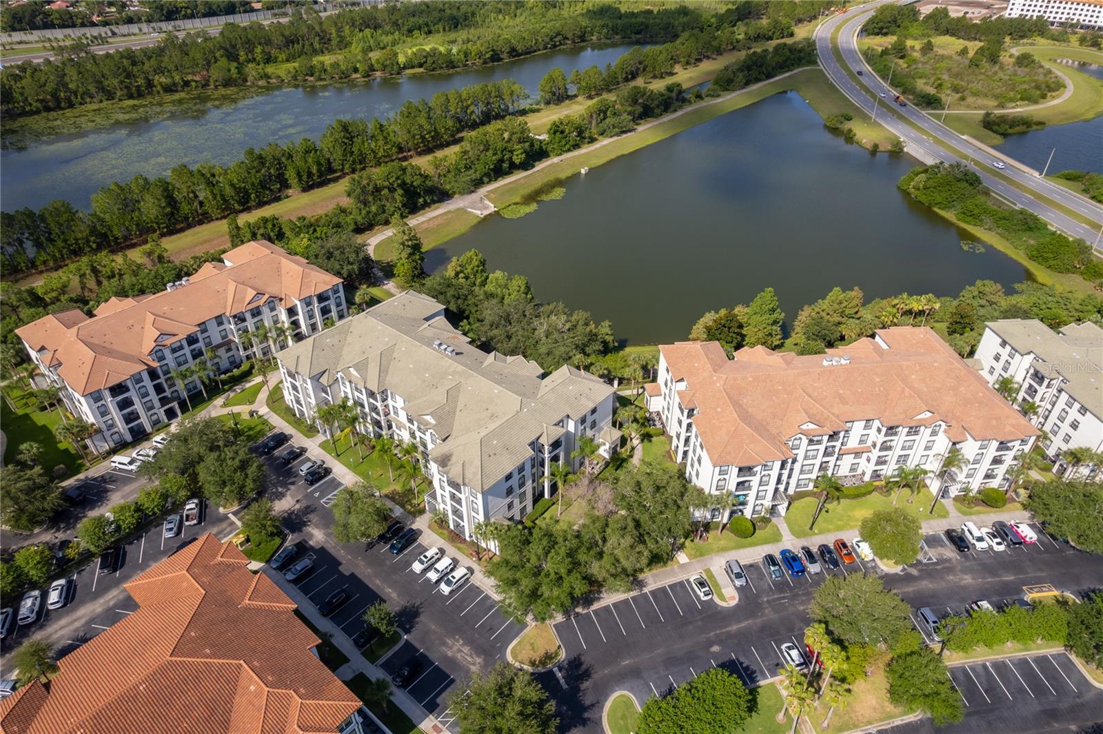 4102 BREAKVIEW DRIVE 40203