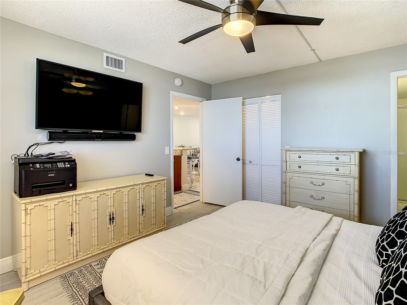 SHORE MARINER THE CONDO - Residential Lease