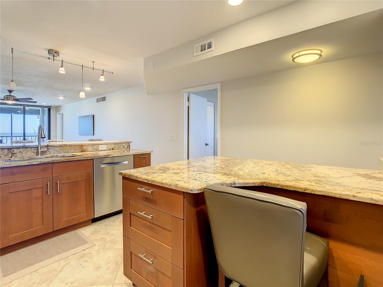 SHORE MARINER THE CONDO - Residential Lease