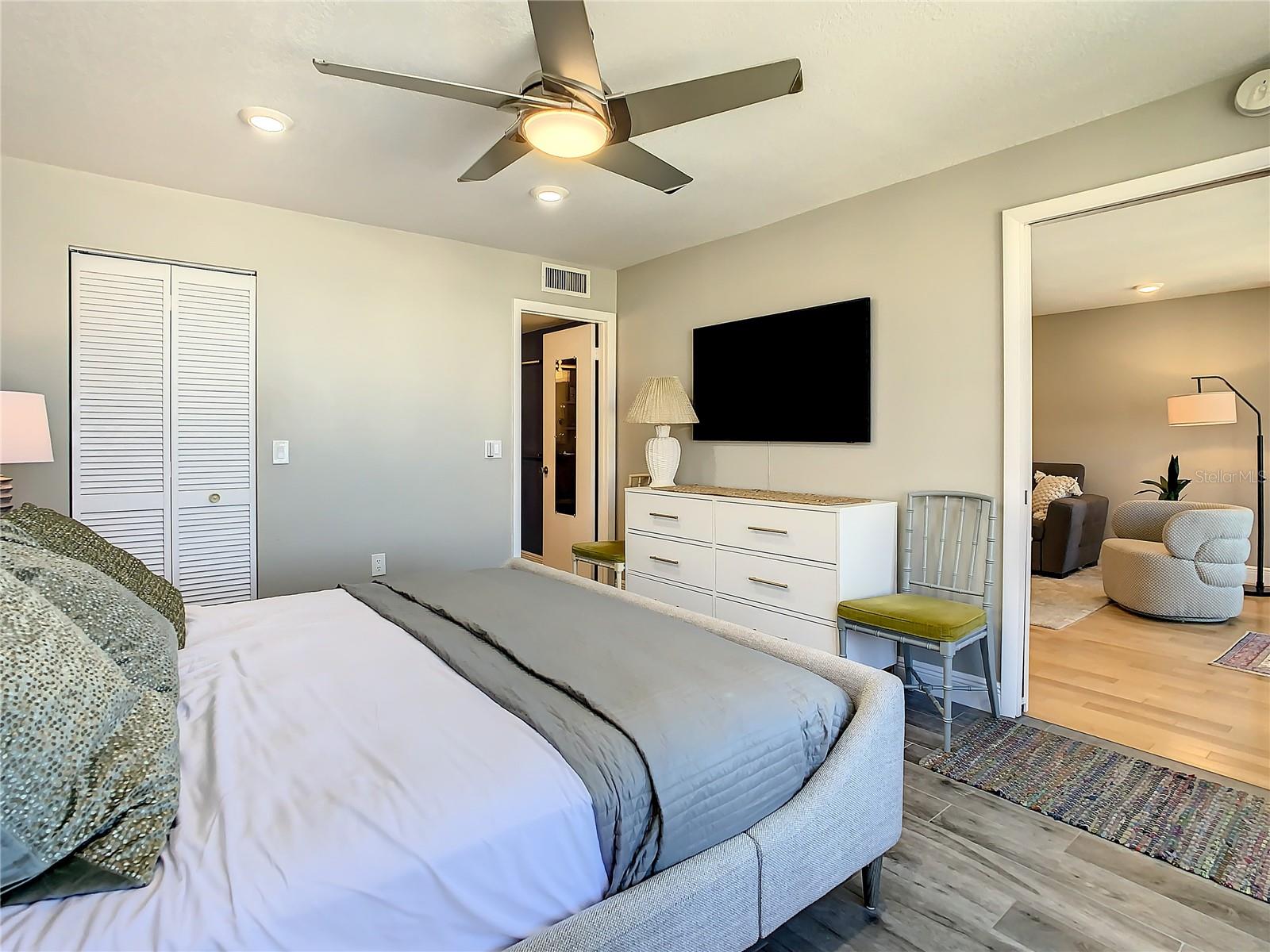 SHORE MARINER THE CONDO - Residential Lease