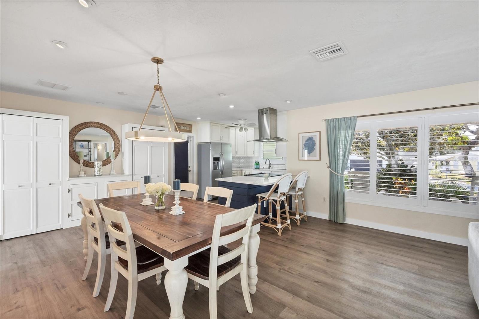 RIVER FOREST - Residential