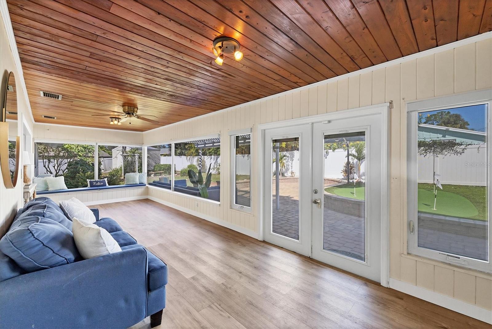 RIVER FOREST - Residential