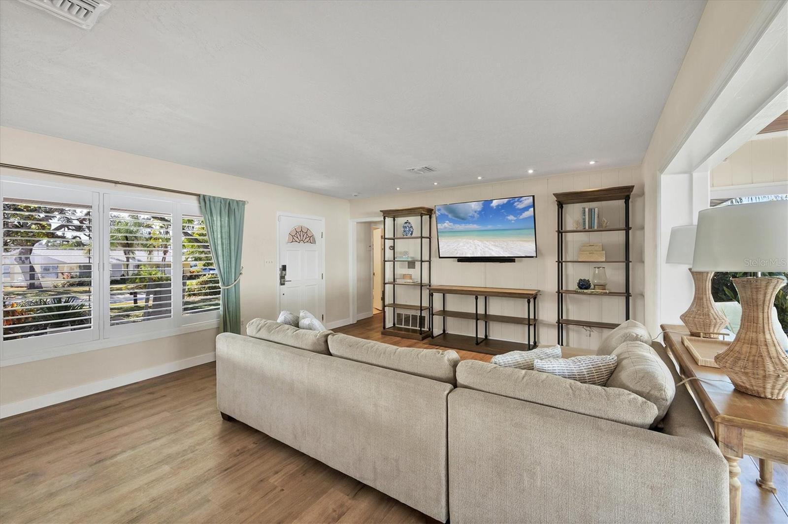 RIVER FOREST - Residential