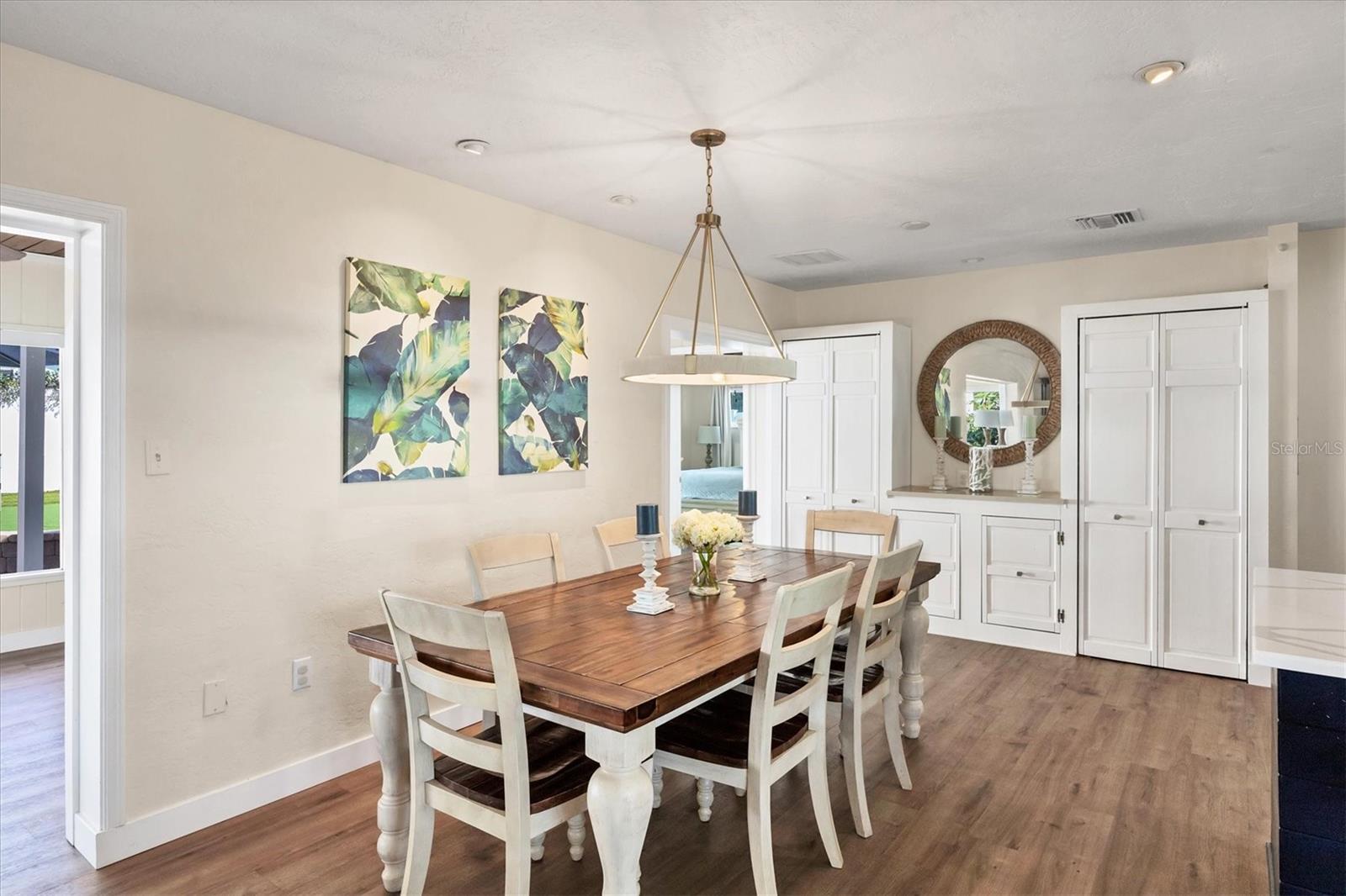 RIVER FOREST - Residential