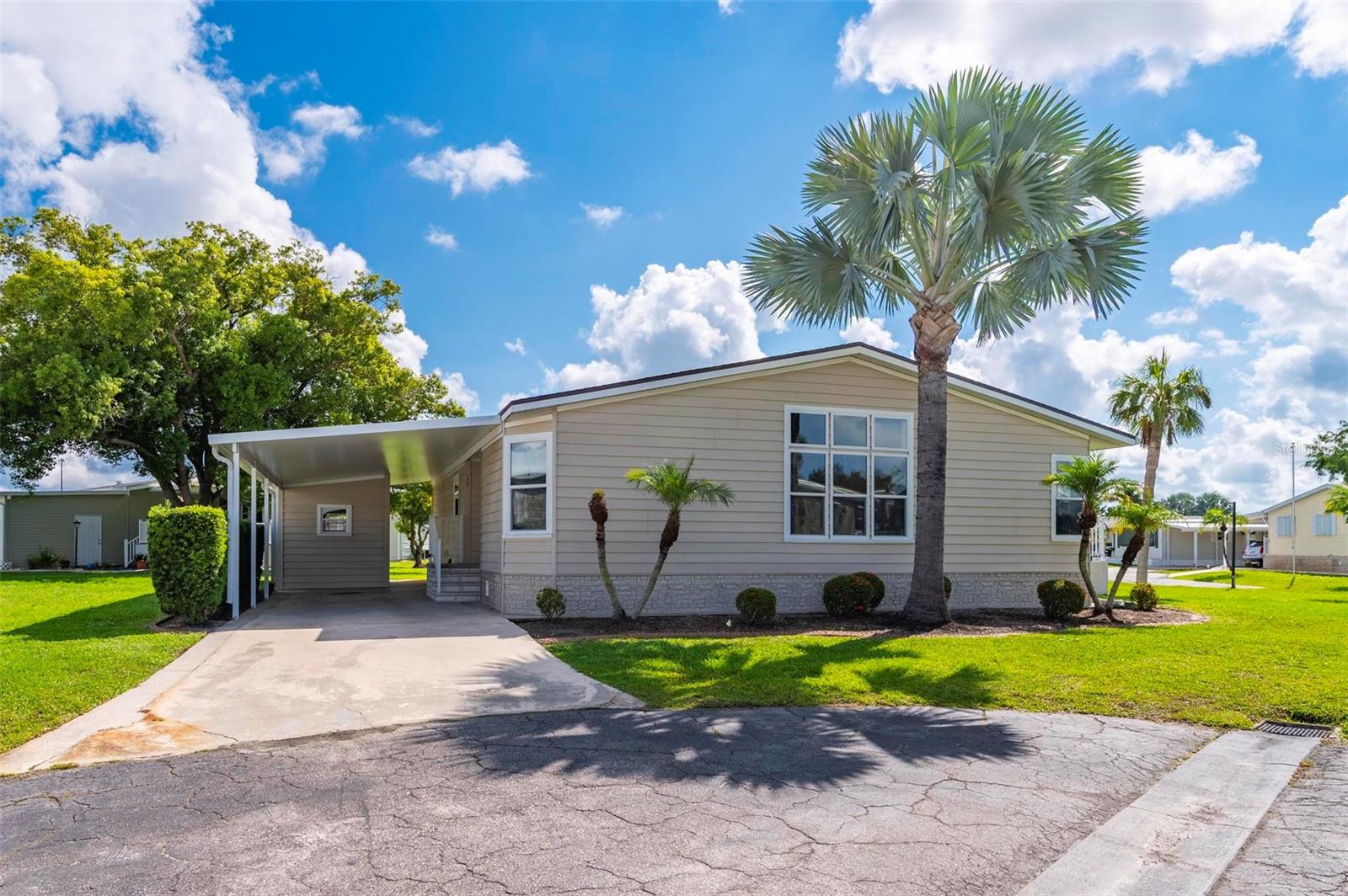 1000 KINGS HIGHWAY 105, PORT CHARLOTTE, FL, 33980 1 1000 KINGS HIGHWAY 105