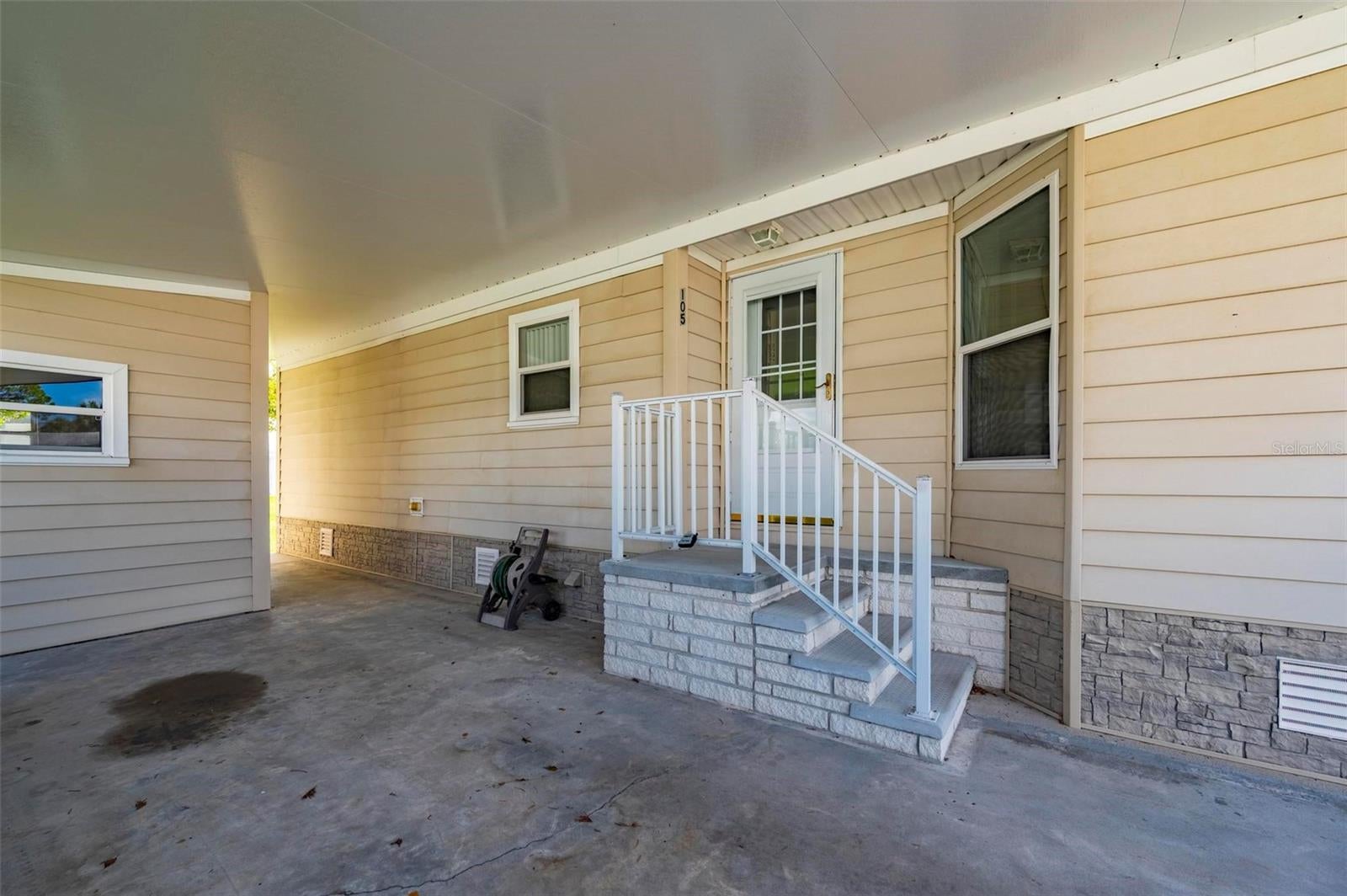1000 KINGS HIGHWAY 105, PORT CHARLOTTE, FL, 33980 2 1000 KINGS HIGHWAY 105