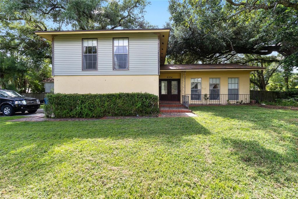 Photo of 8304 Pat Boulevard, Tampa, FL 33615 (MLS # TB8416895)