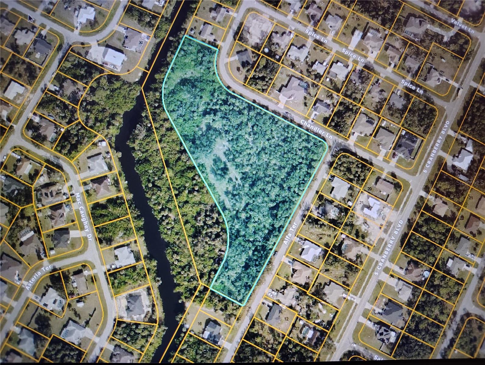 PORT CHARLOTTE SUB 05 - Land